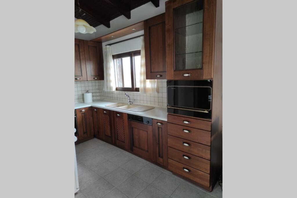 Artemis Penthouse 10 Minute From National Airportヴィラ エクステリア 写真